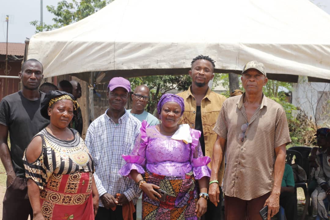 Supporting vulnerable families with food aid